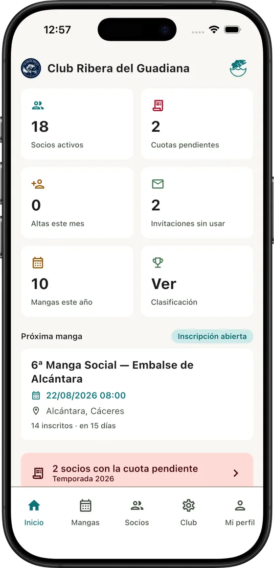 Pantalla de inicio del administrador: socios activos, cuotas pendientes y la próxima manga.